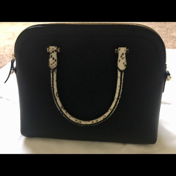 Handbag - Picture 3 of 8